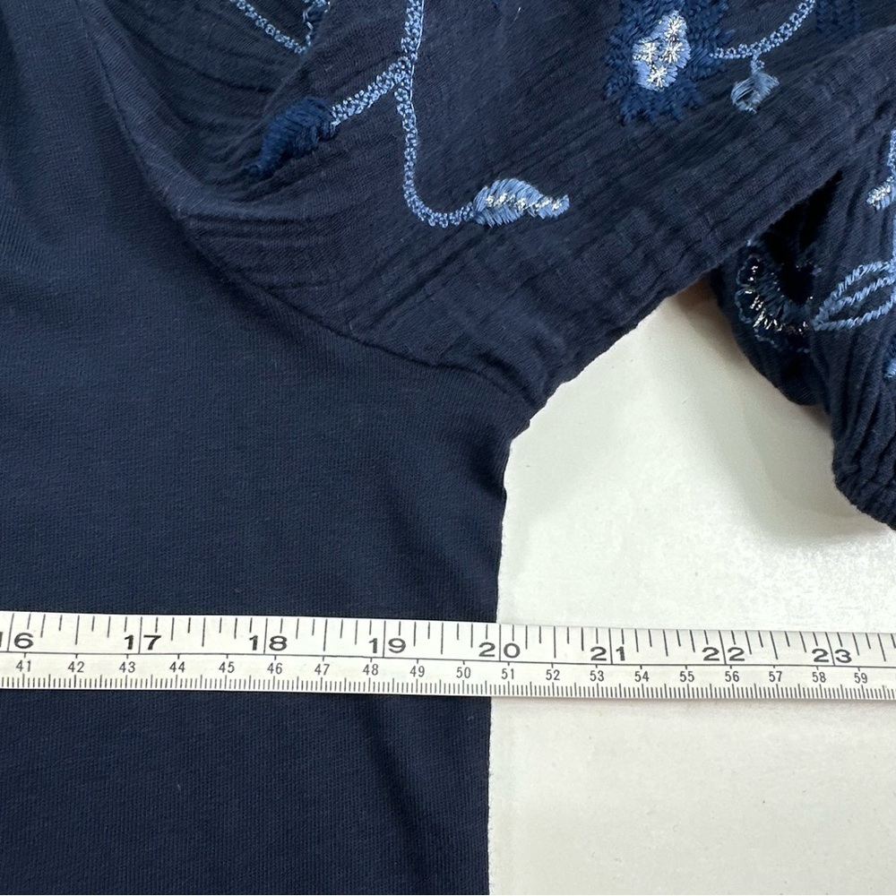 Chico’s Navy Blue Embroidered Long Sleeve Top Size 2 Large Boho Blouse Cotton - Picture 5 of 8